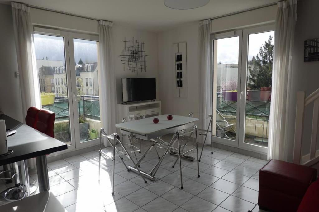 Duplex Art Place, Olympics 2024 Les Clayes-Sous-Bois Zewnętrze zdjęcie